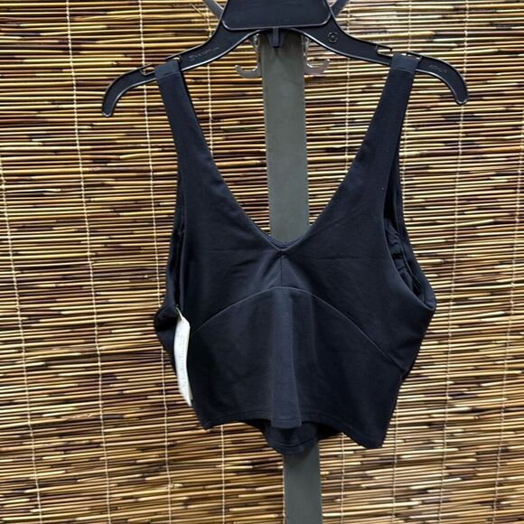 Women's Light Support V-Neck Cropped Sports Bra - All in Motion™ Black M - Picture 3 of 3